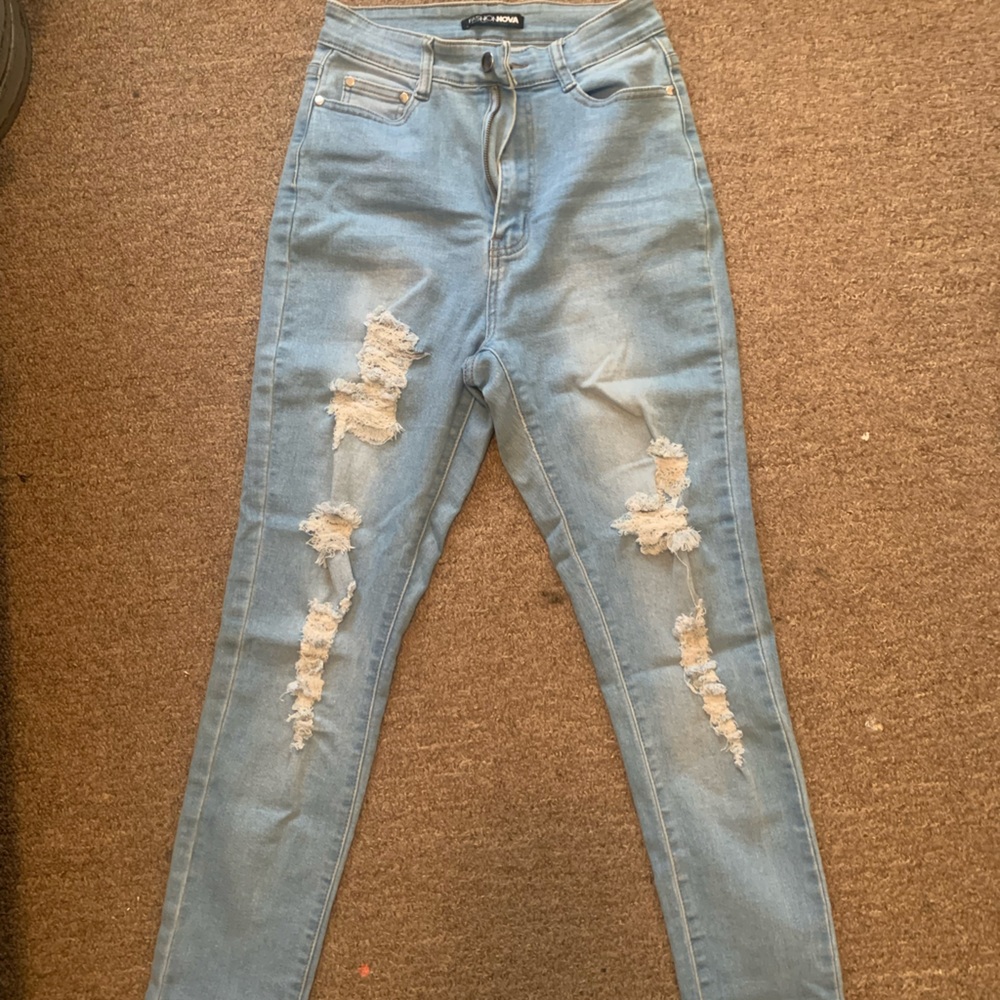 Classic curvy ripped skinny jeans